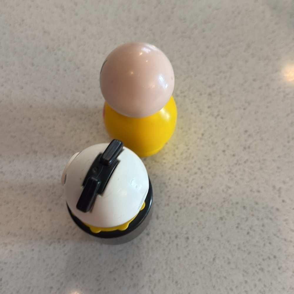 Vintage 1984 Fisher Price Little People Jumbo Large Chunky Dog and yellow person - Picture 3 of 6